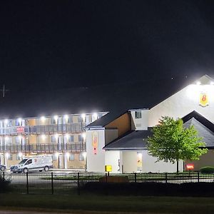Super 8 By Wyndham Vandalia/Dayton International Airport